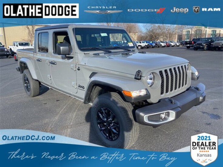 Thumbnail Photo undefined for 2023 Jeep Gladiator Sport
